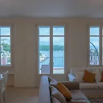 Paradise House Apart3, 5min Walking Distance To Center Apartament