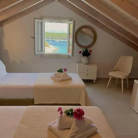 Paradise House Apart3, 5min Walking Distance To Center Apartment *